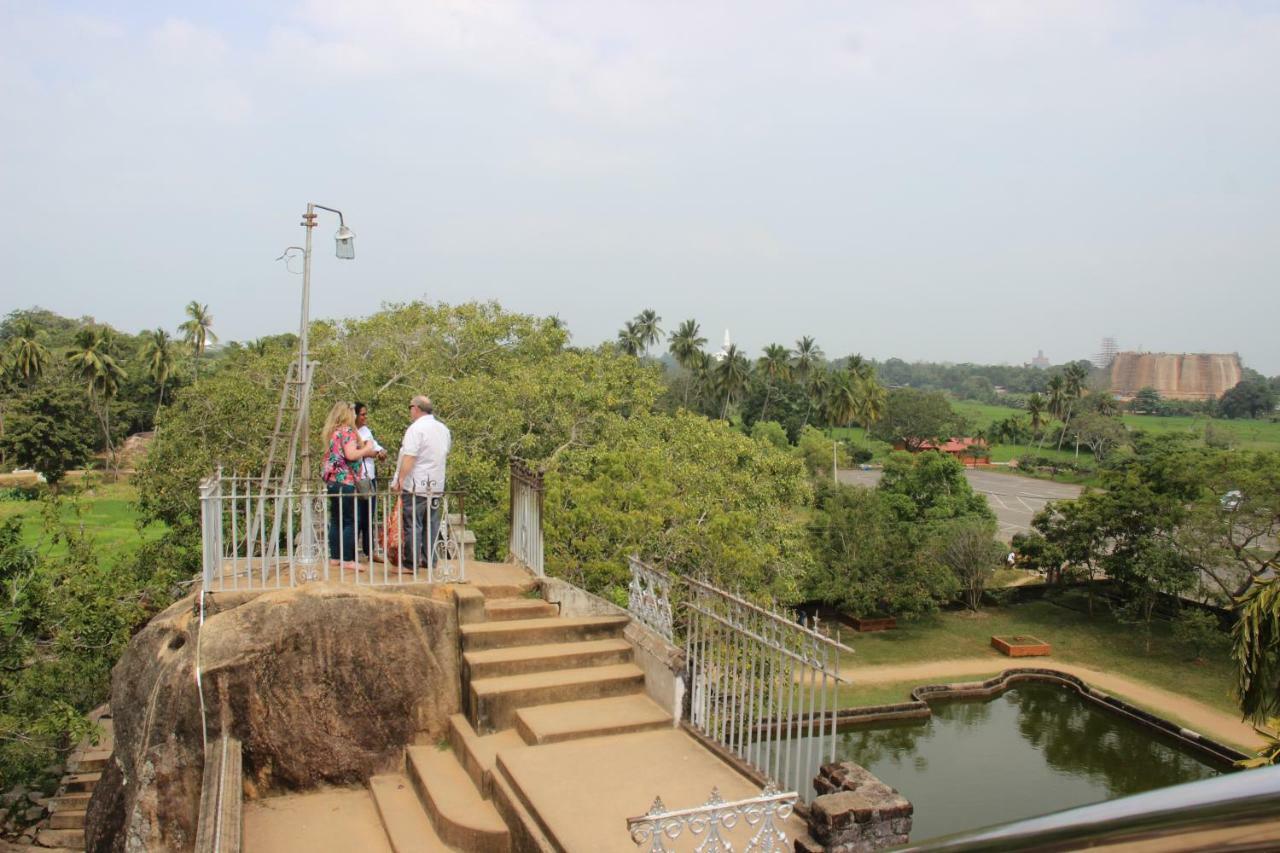 Miheen Hotel & Resort - Anuradhapura Mihintale Zewnętrze zdjęcie